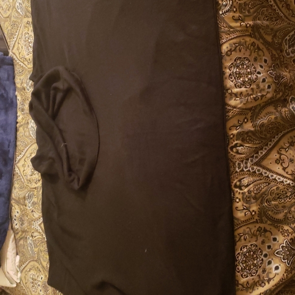 A poncho - Picture 3 of 3